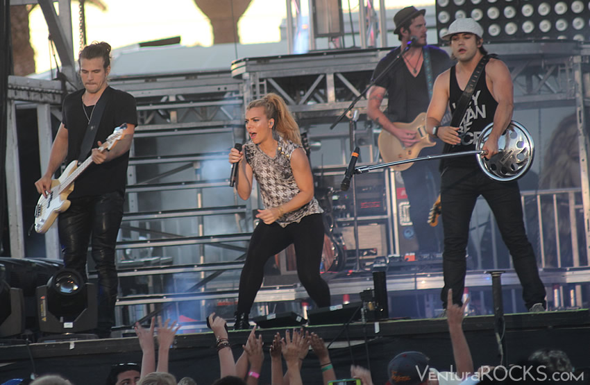 The Band Perry Ventura Rocks